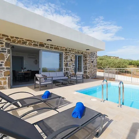 Chryselia Suites- Private Pool Feriehus