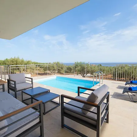 Feriehus Chryselia Suites- Private Pool Keratókambos